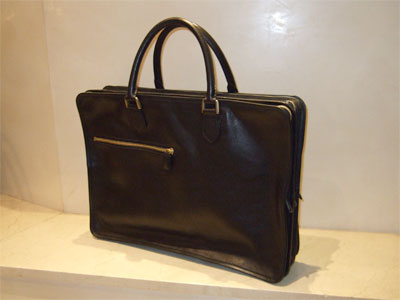 ３部屋ファスナーのブリーフケース