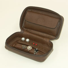 プレゼント用のアクセサリーケース