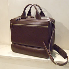 ファスナー式ブリーフケース