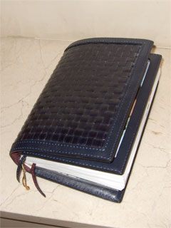 メッシュ素材の「めくれる」ほぼ日手帳カバー