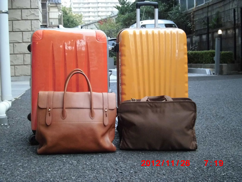 スペインへお供したバッグたち