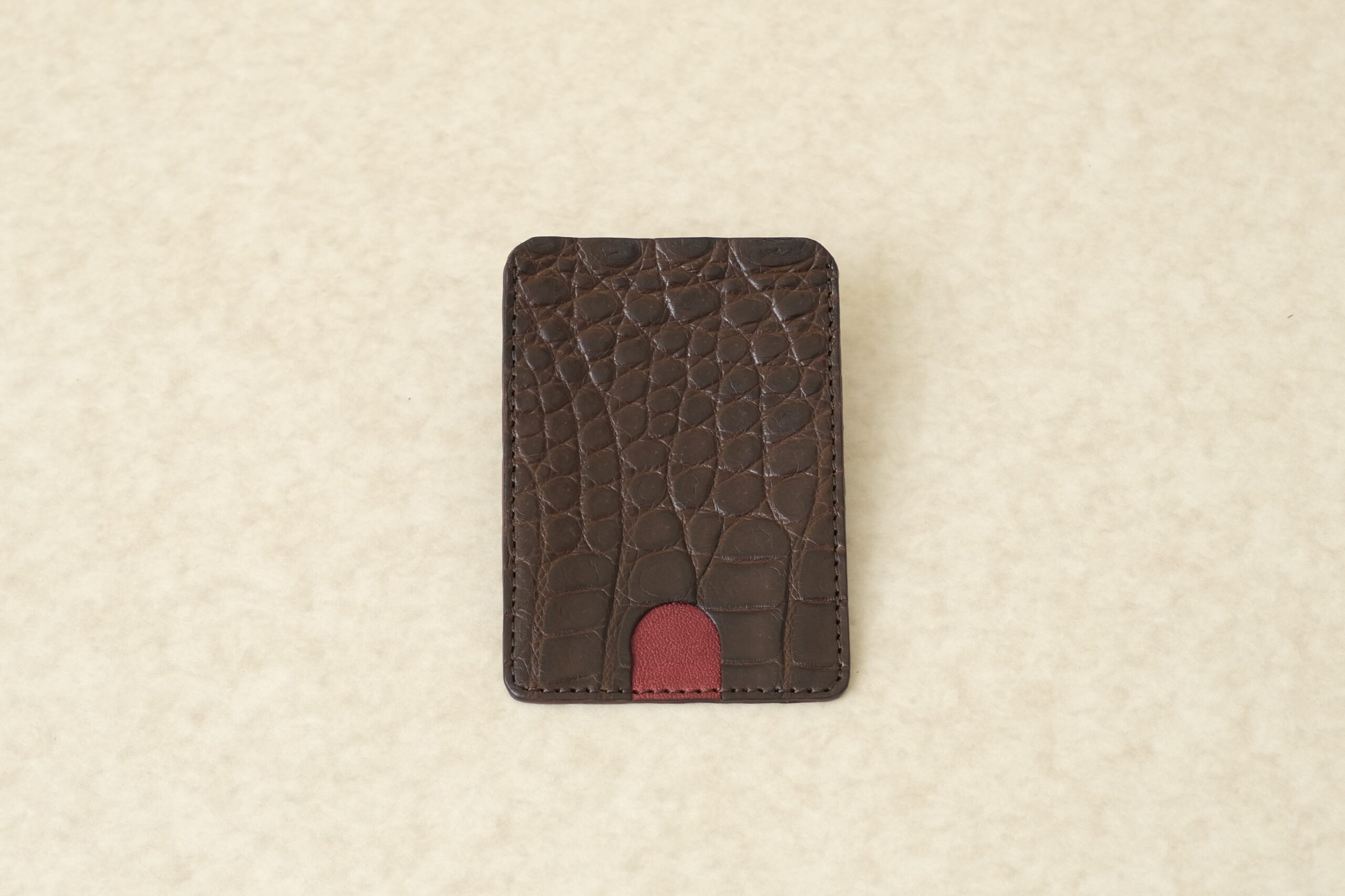 １枚入れのゴージャスなパスケース/カードケース