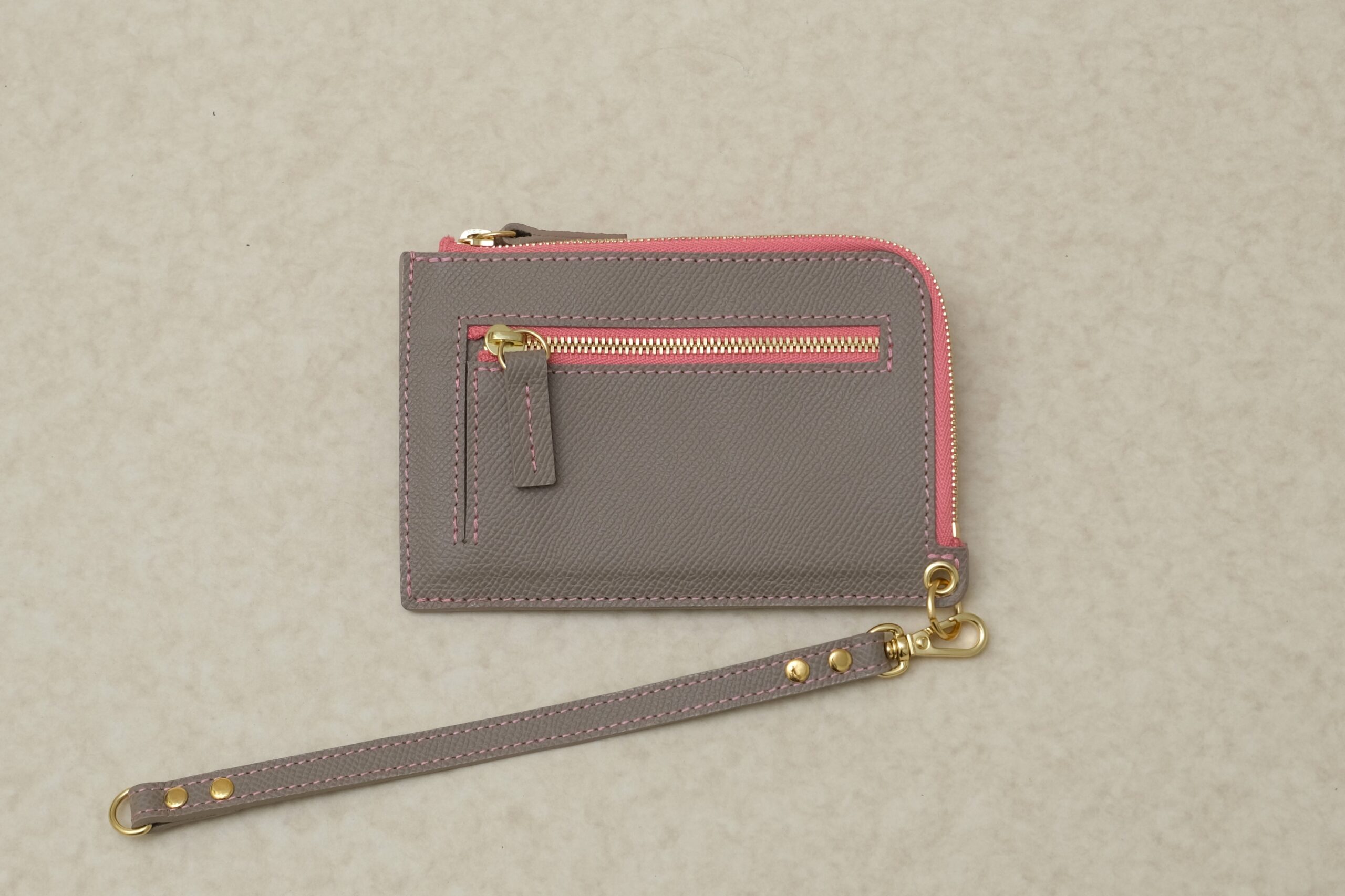 革製フラグメントケースのフルオーダーメイド　251205